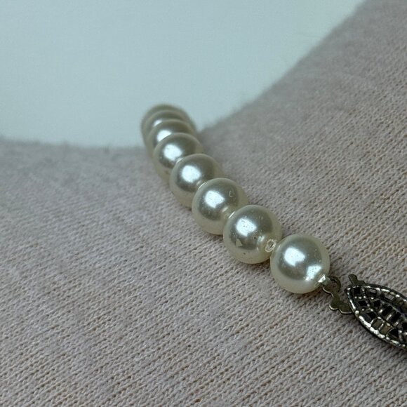 Vintage Faux Pearl Beaded Necklace Knotted 18" - Picture 7 of 8